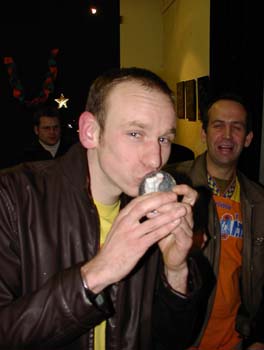P2020083